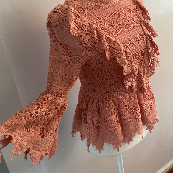 Champagne and strawberry lace top size small - Picture 6 of 14